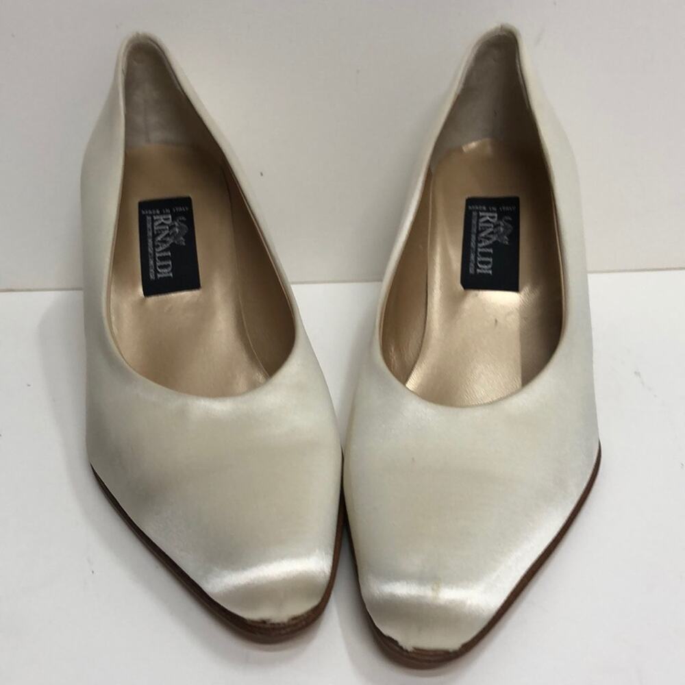 Gianmarco Lorenzi Made in Italy Beige Satin Pump